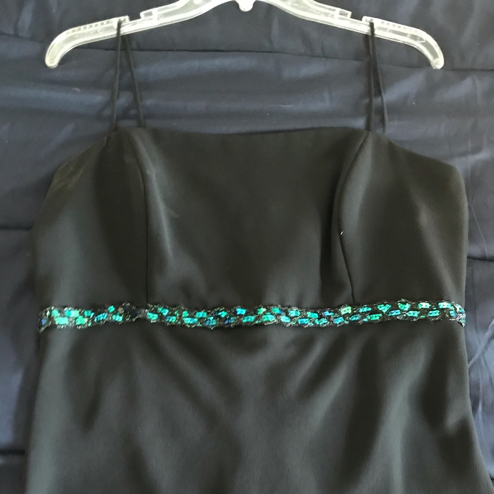 Thea Dora Simplistic Formal Sz14